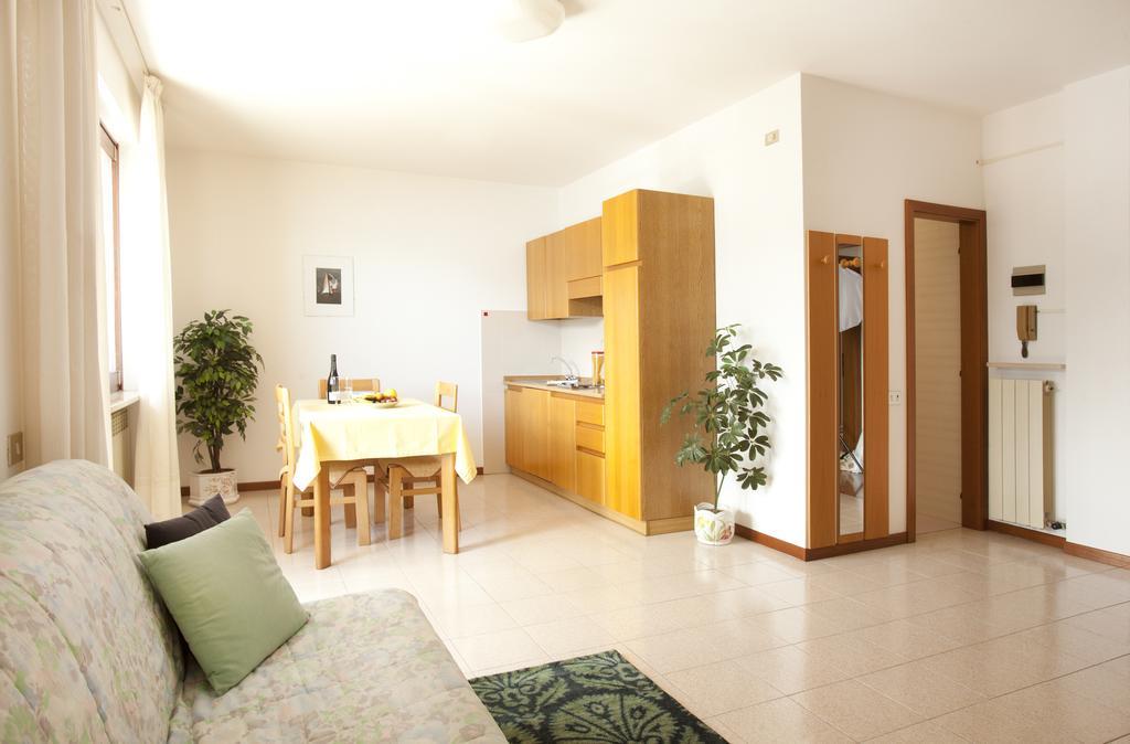 Residence Le Balze Malcesine Bilik gambar